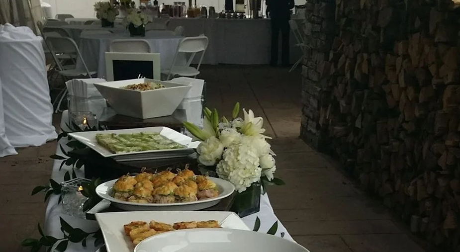 Jeff's Over the Top Catering - Catering in Detroit, Michigan