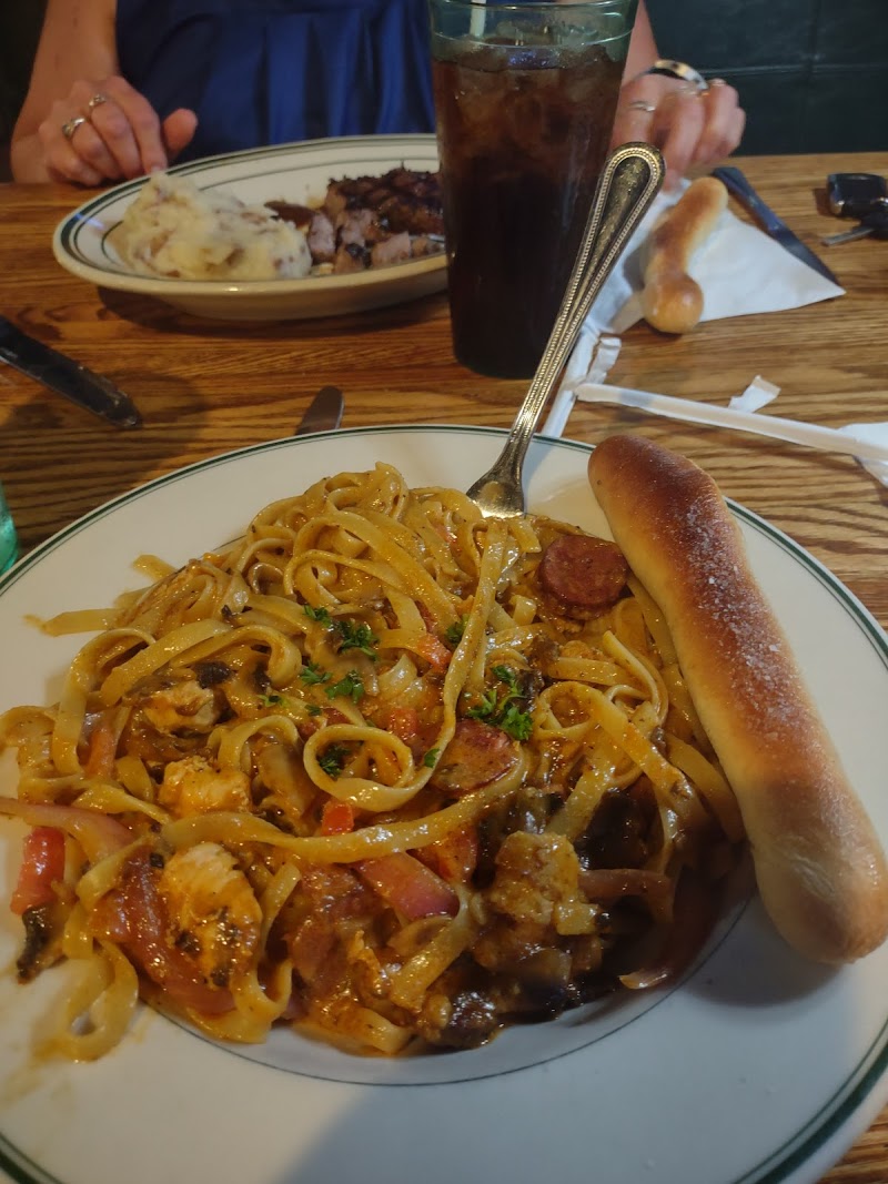 Grandma’s Saloon & Grill – Virginia - photo 2