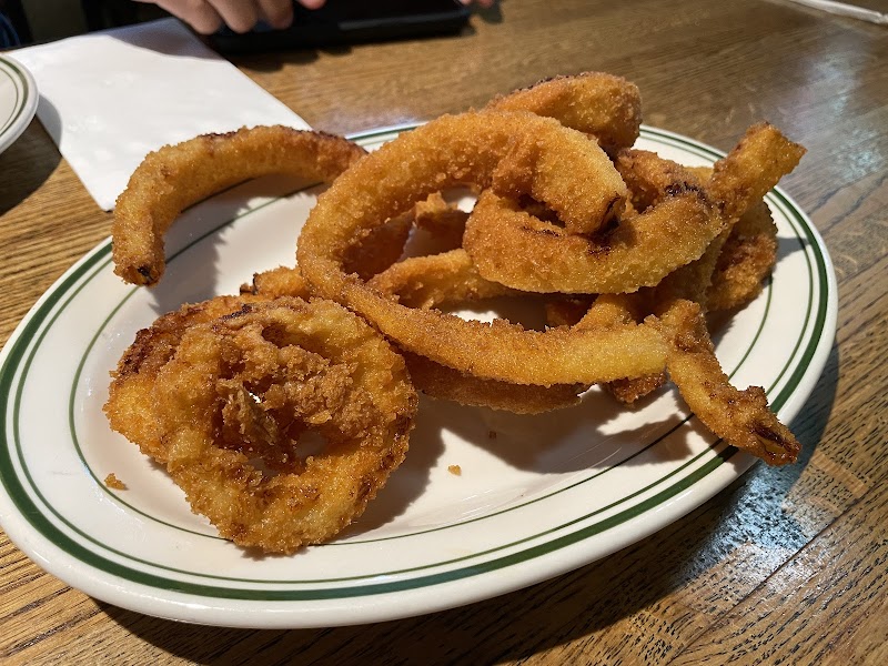 Grandma’s Saloon & Grill – Virginia - photo 4