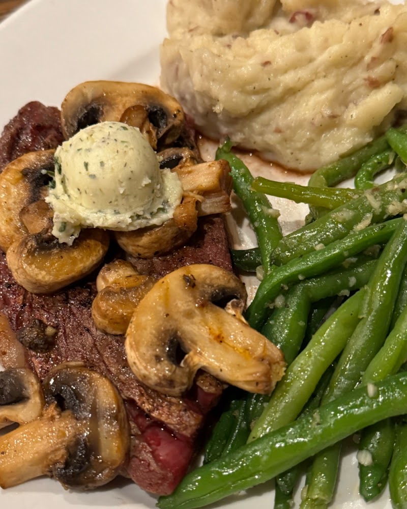 Windy Peaks Brewery & Steakhouse - Catering in Wheatland, Wyoming