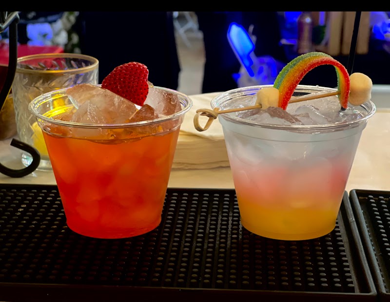 The Tipsy Traveler - photo 4