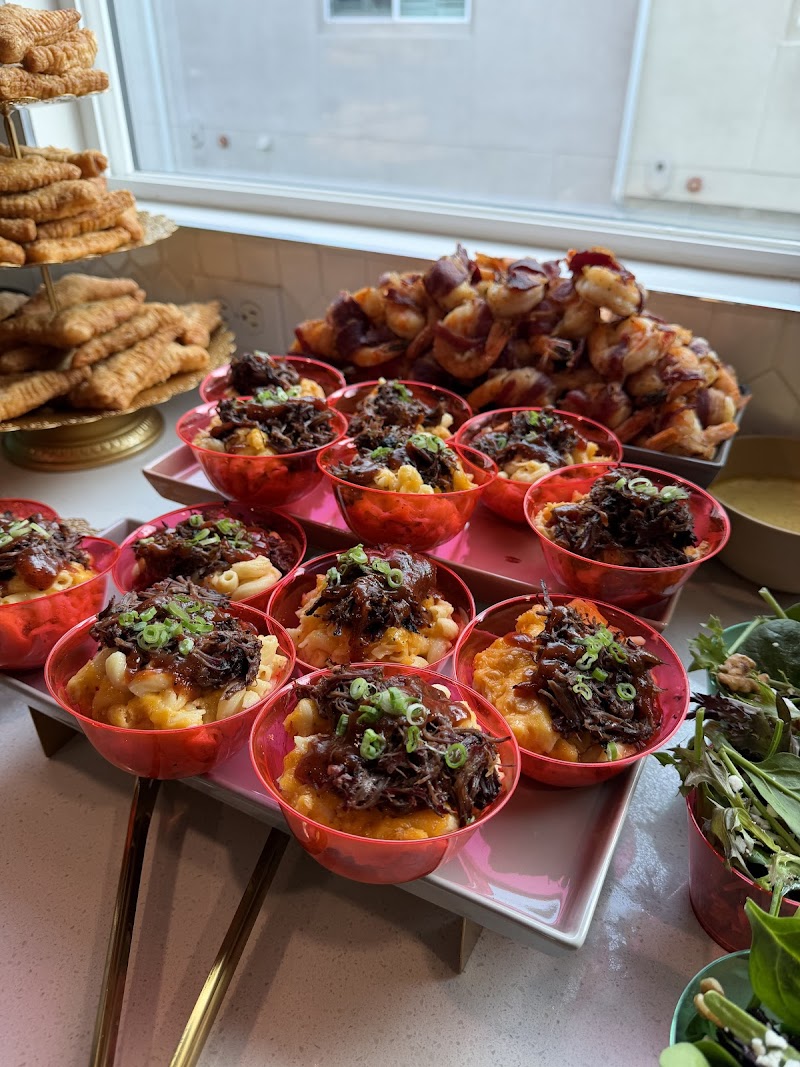 Meals By Mannie - Catering in Lakewood, California