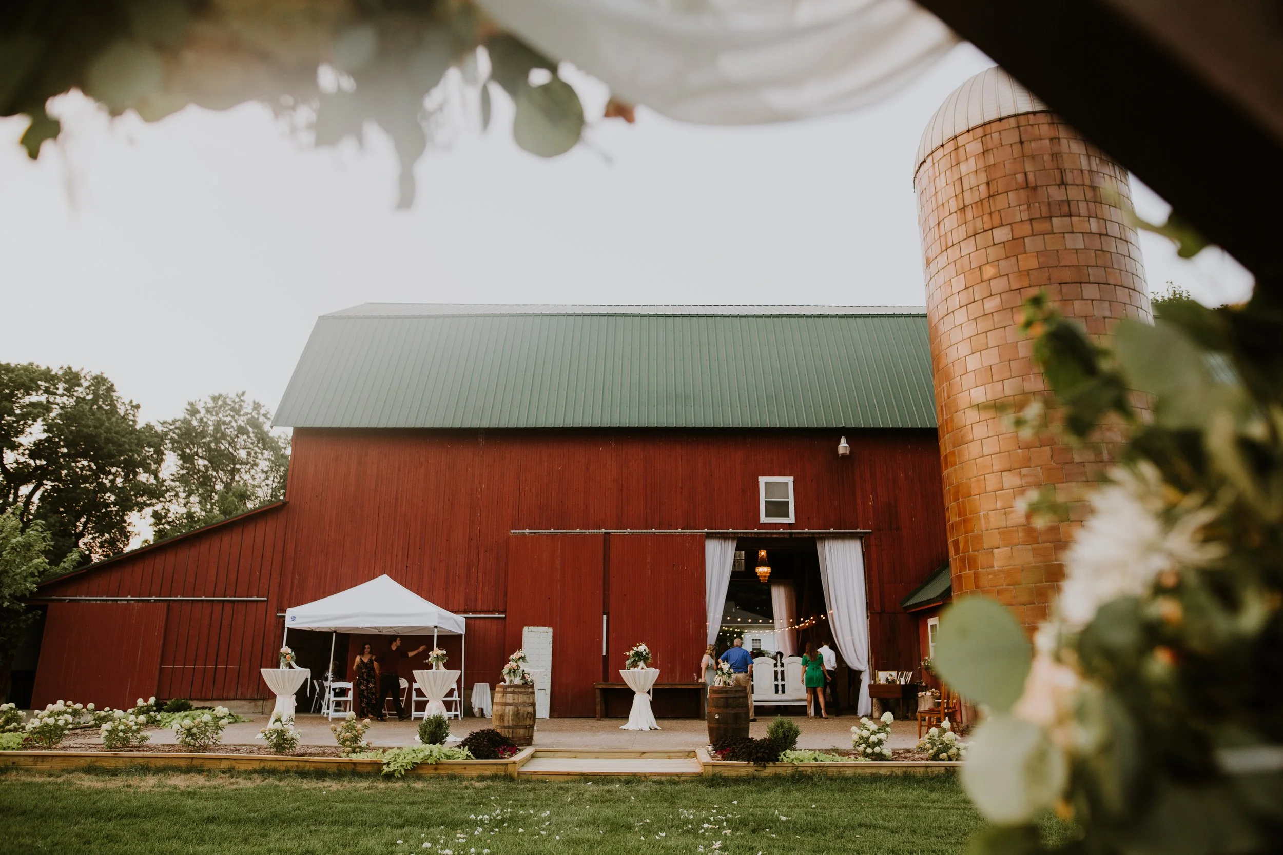 Olde Farmhouse Barn - photo 4
