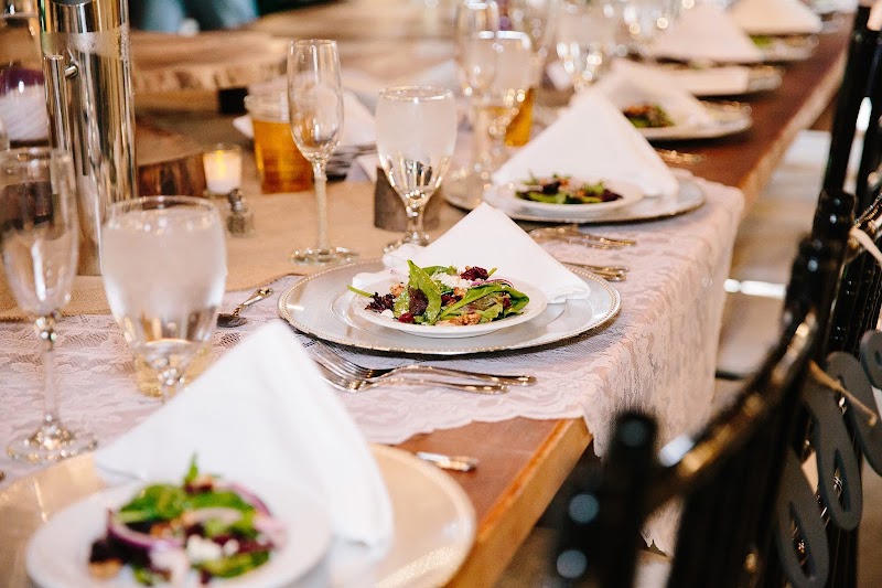 Distinctive Catering & Events - Catering in Farmington, Minnesota