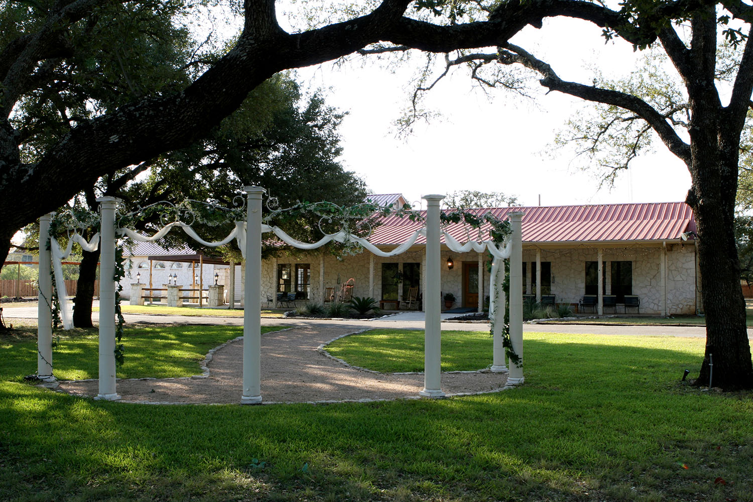 Ruby Ranch Lodge & Celebration Facility- Buda - photo 3