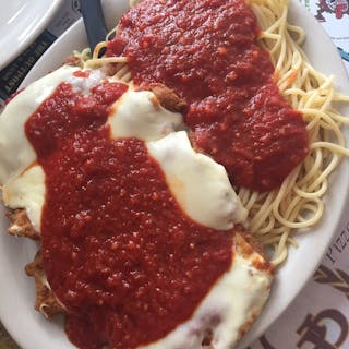 Gus' Pub And Pizzarama - Catering in Plainfield, Connecticut