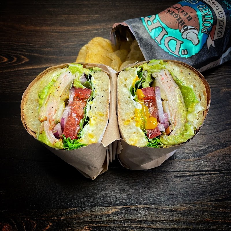 Max’s Deli & Catering - photo 3