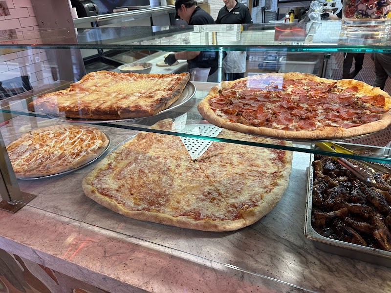 Vinny's Cafe - photo 2