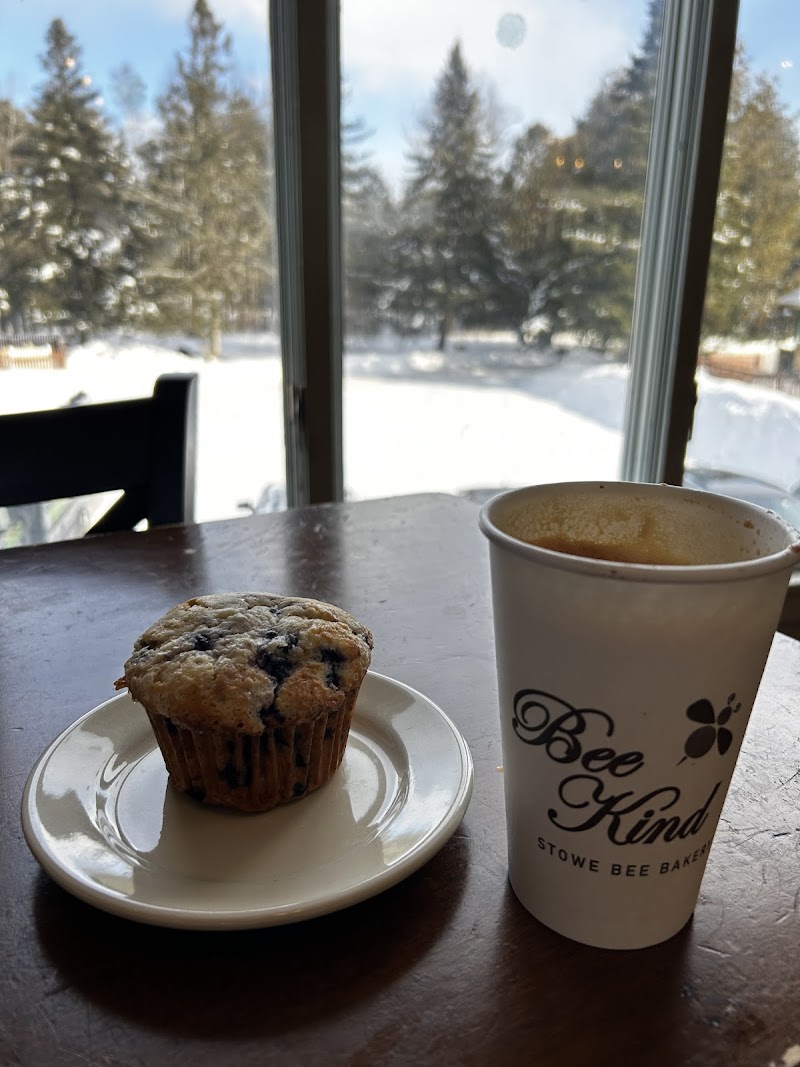 Stowe Bee Bakery & Cafe - photo 4