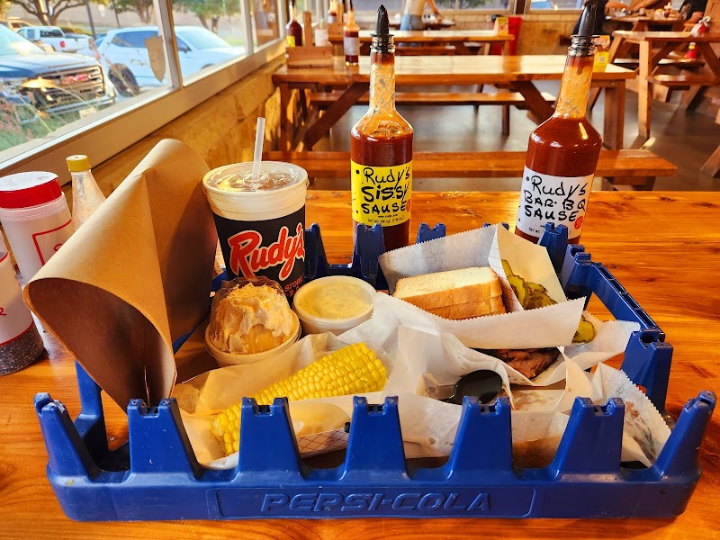 Rudy's "Country Store" and Bar-B-Q - photo 4