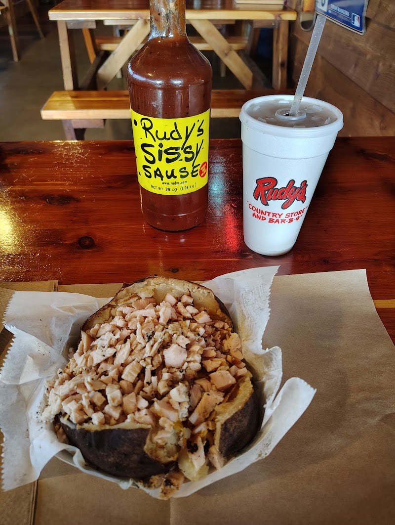 Rudy's "Country Store" and Bar-B-Q - photo 2