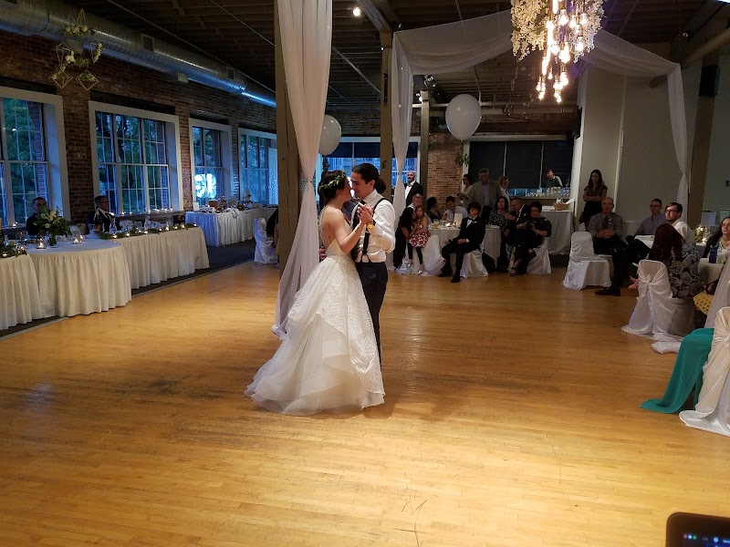 Chez Hay Catering - Catering in Lincoln, Nebraska