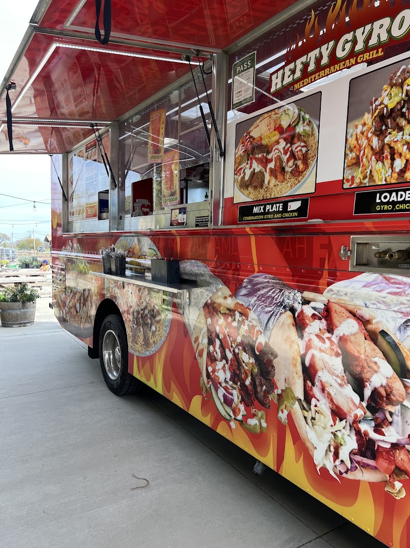 Hefty Gyros Food Truck - photo 5