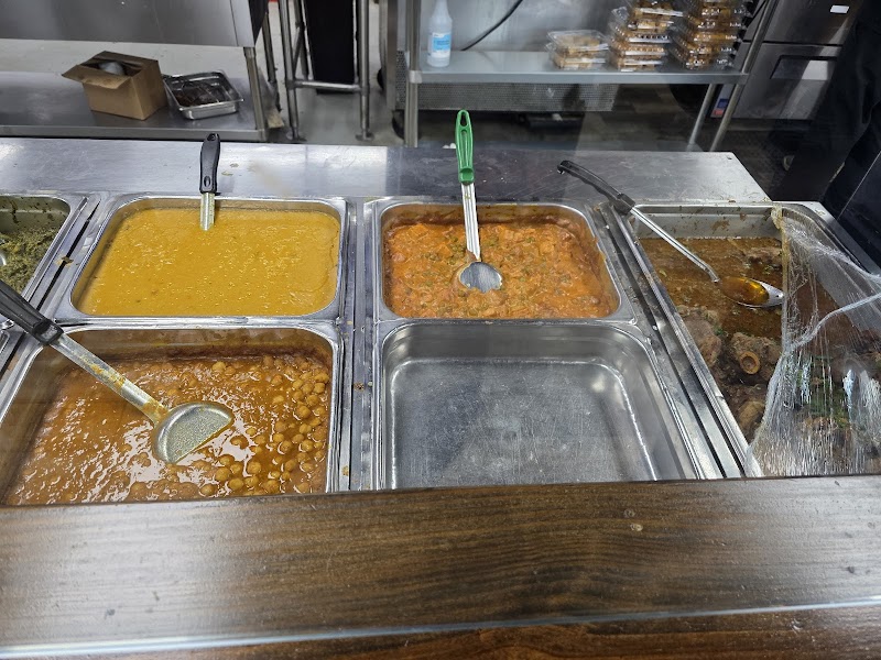 Salem Market & Grill - photo 5