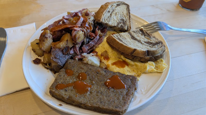 Neopolitan Delicatessen & Restaurant - photo 4