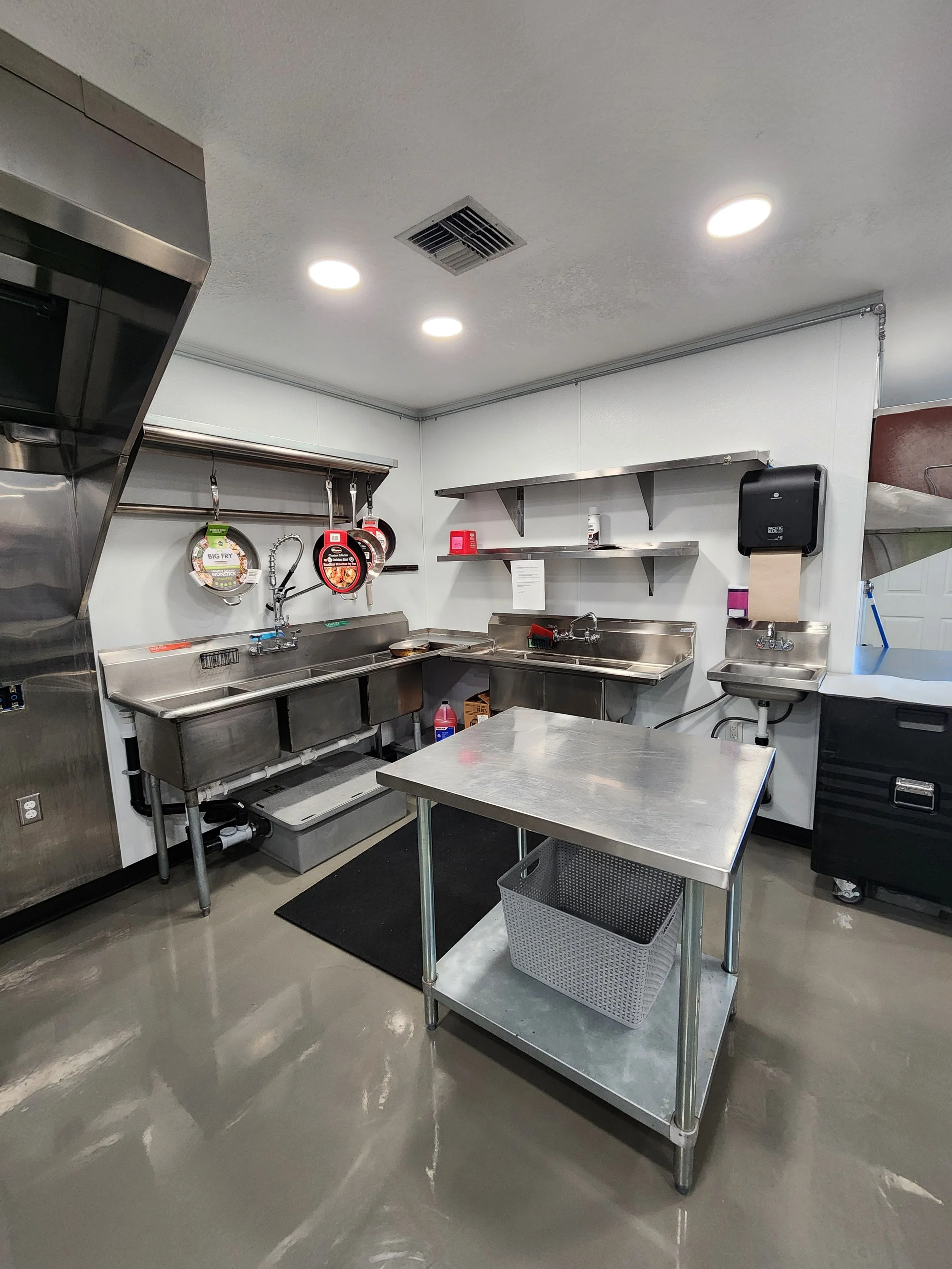 A Prep Kitchen - photo 4