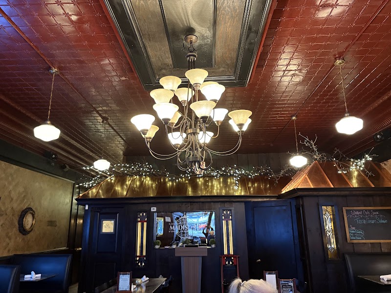 Madison's on Main - photo 4