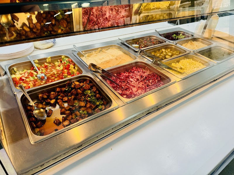Avi’s Grill - photo 2