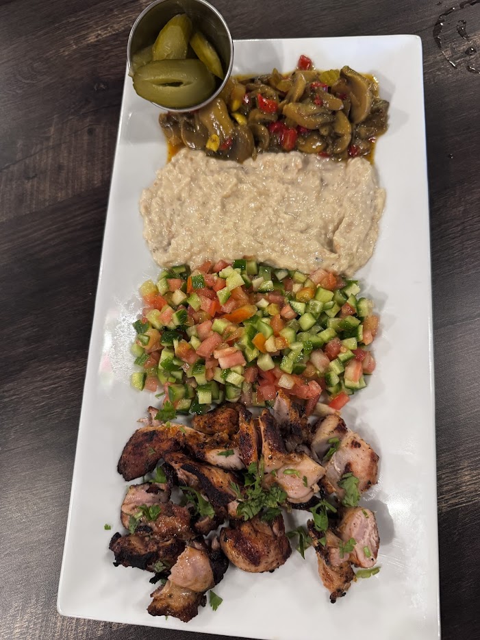Avi’s Grill - photo 4