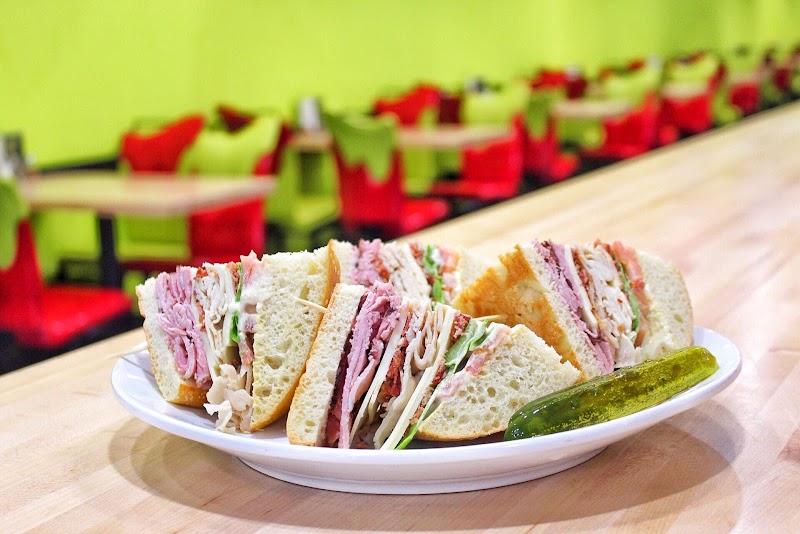 Elroy's Deli Market - photo 3