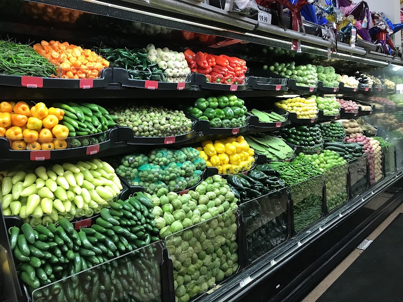 Lola's Market - photo 5