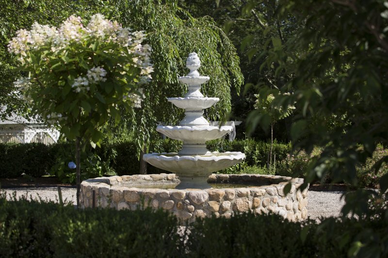Meadow Brook Inn - photo 4