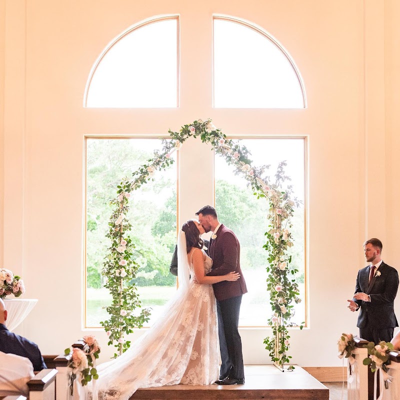 Balmorhea Weddings and Events - Catering in Magnolia, Texas