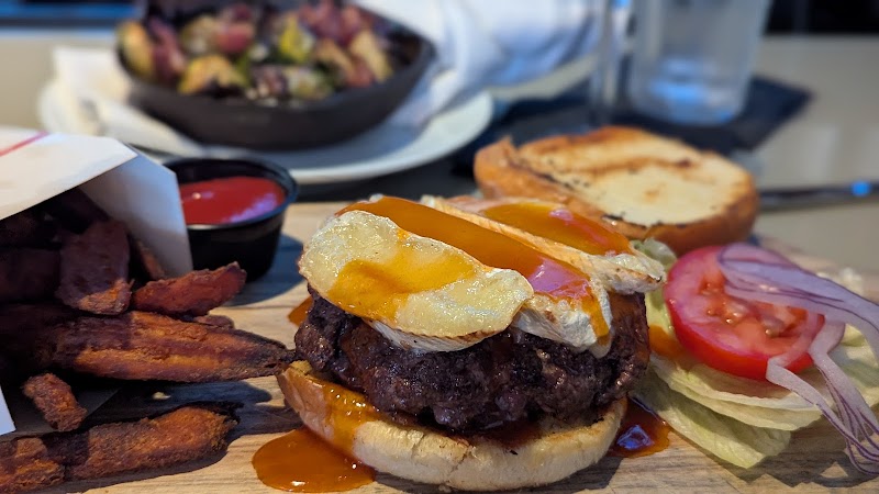 Tomahawk Butchery & Tavern - photo 3