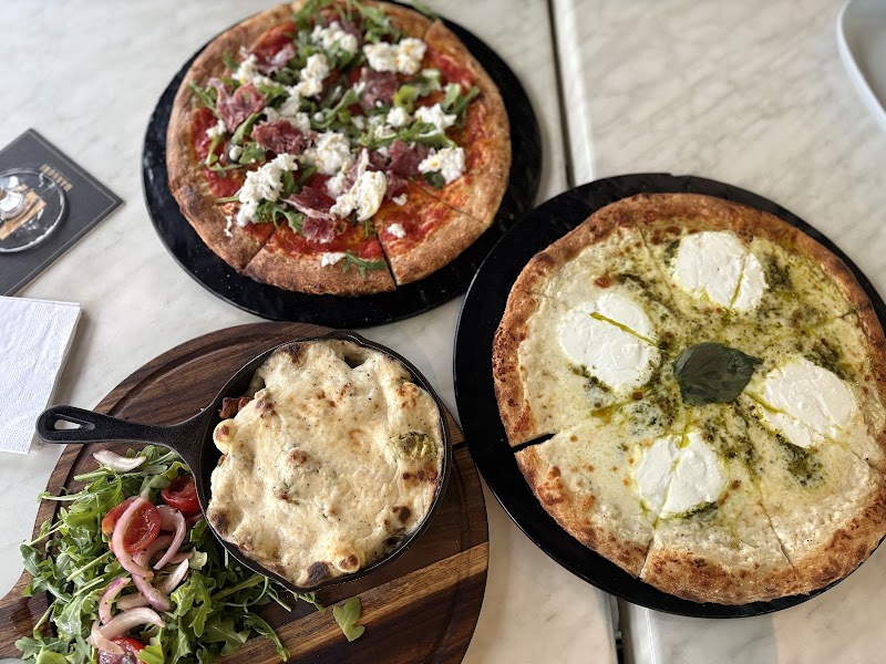 MANGONI Italian Market Pizza - photo 3