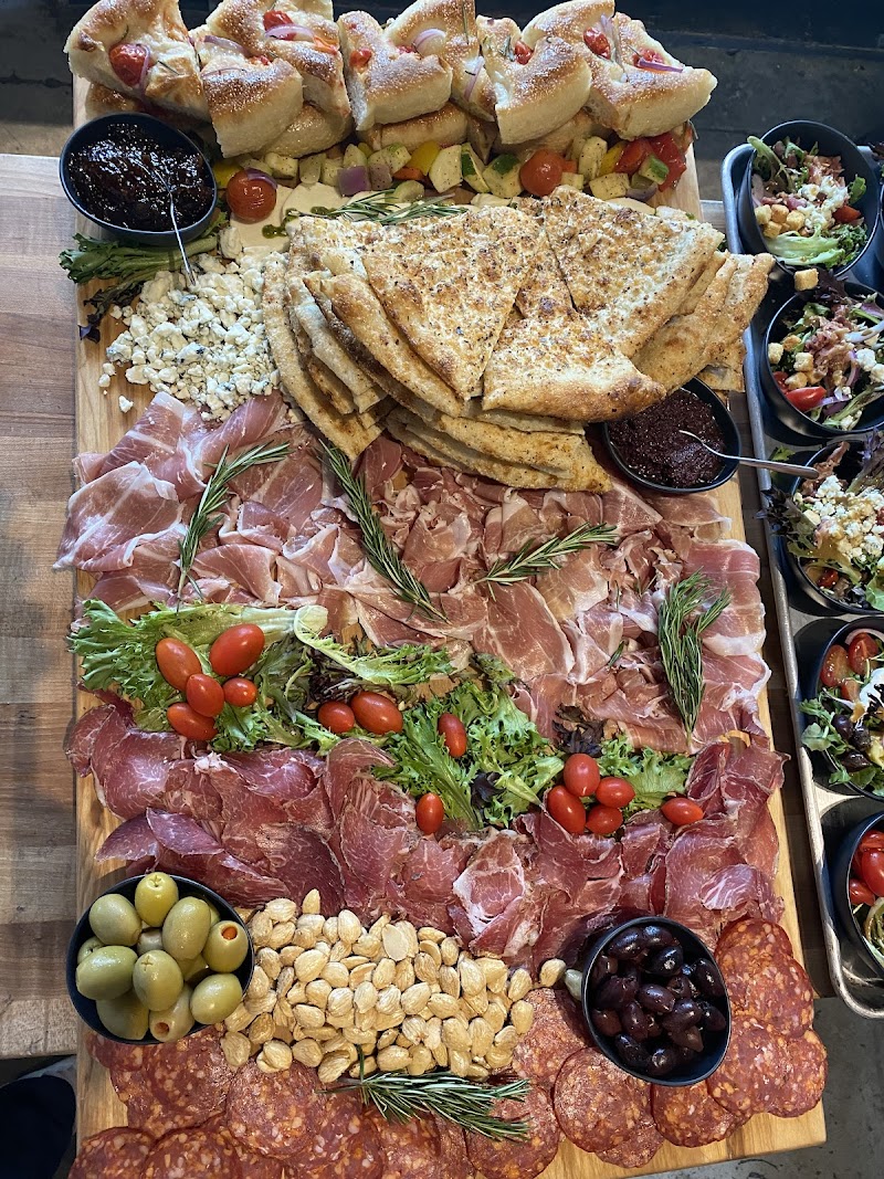 MANGONI Italian Market Pizza - Catering in Winter Garden, Florida