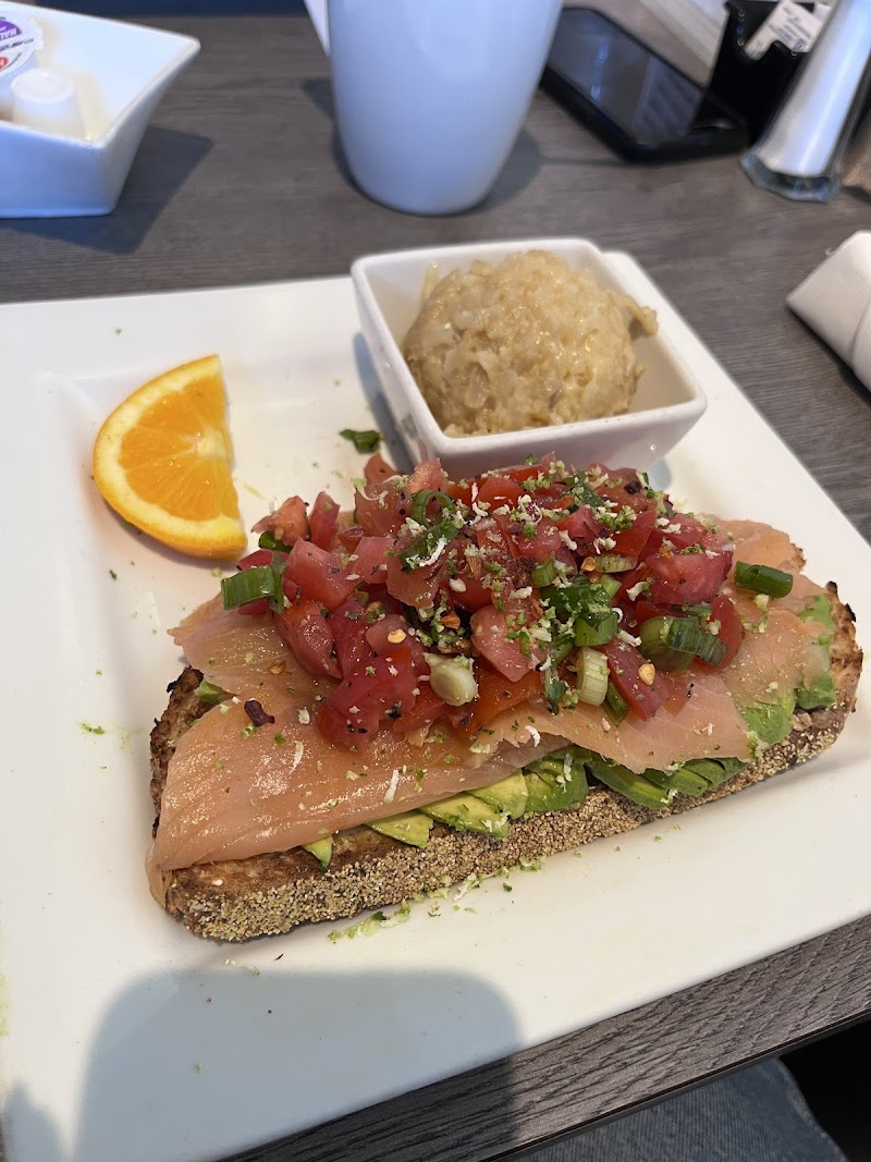 City's Bistro - photo 3