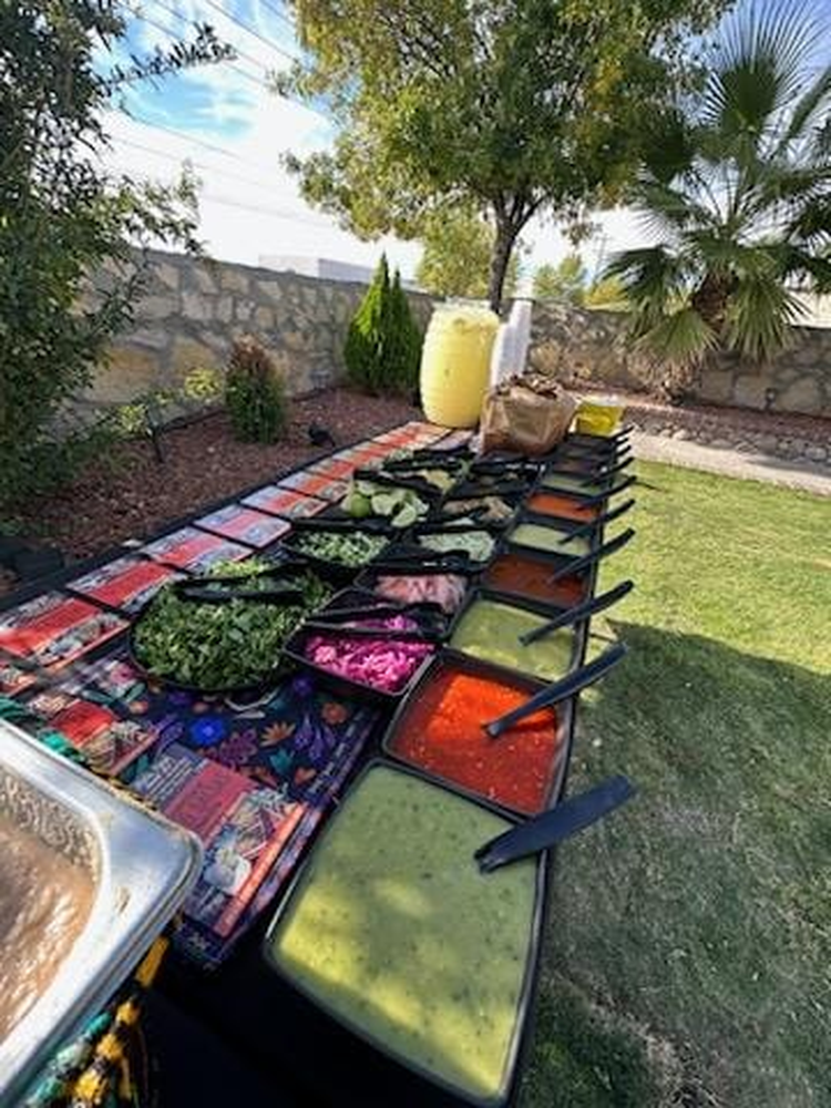 Taquizas Los Pistoleros Catering - photo 5
