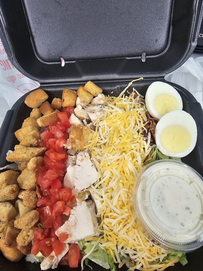 Monte's Sub Shop - photo 4