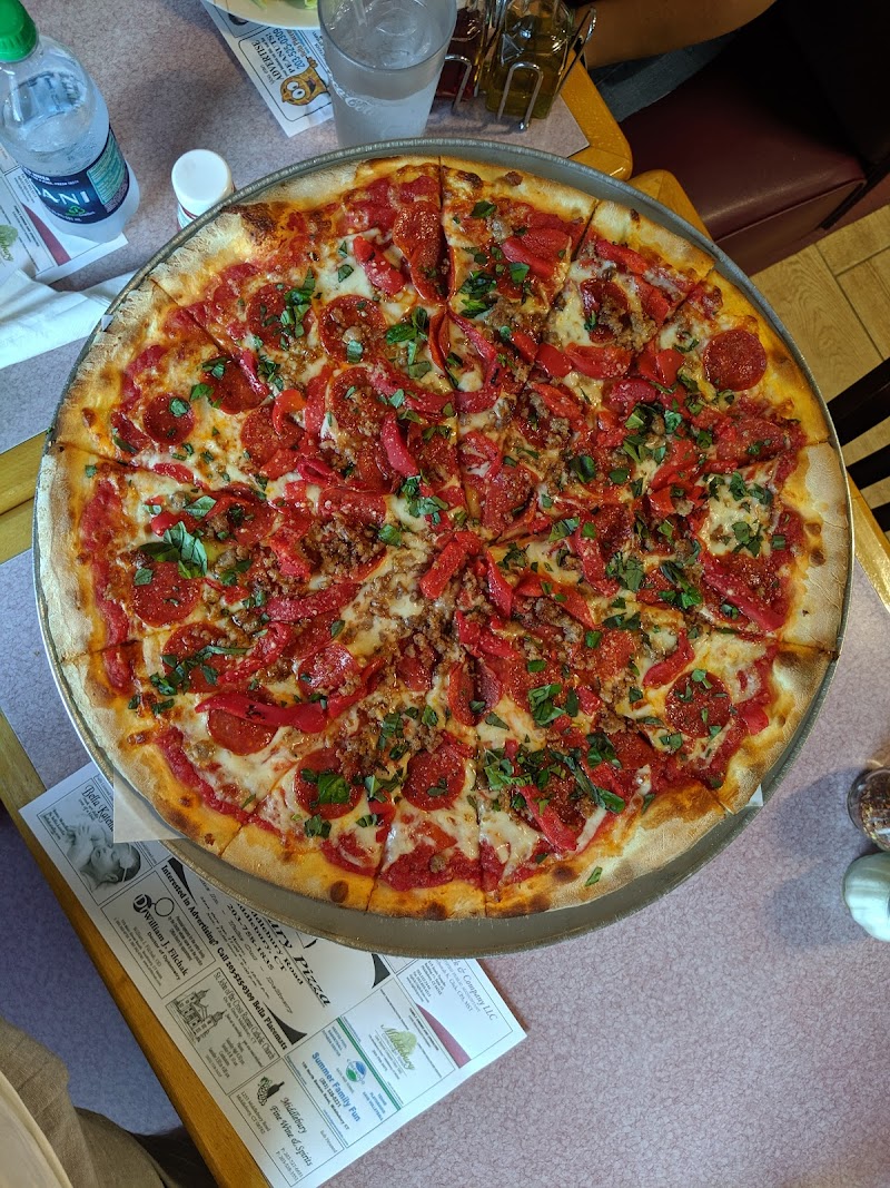 Middlebury Pizza - Catering in Middlebury, Connecticut