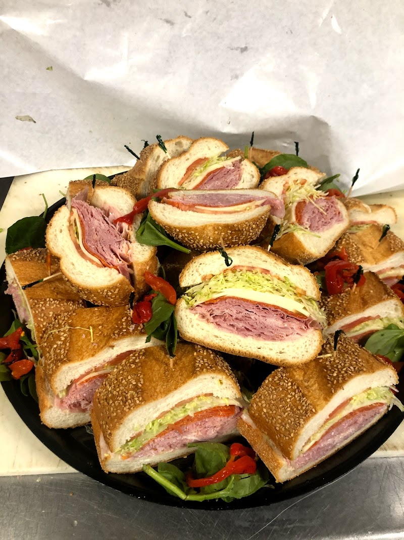 Mac's Countryside Deli & Catering - photo 2