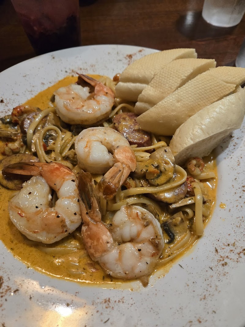 Twisted Fork Grill & Bar - photo 2