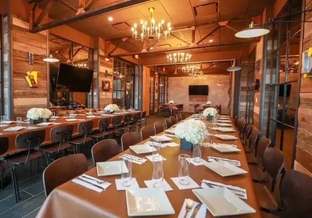 Lou Malnati's Pizzeria - photo 2