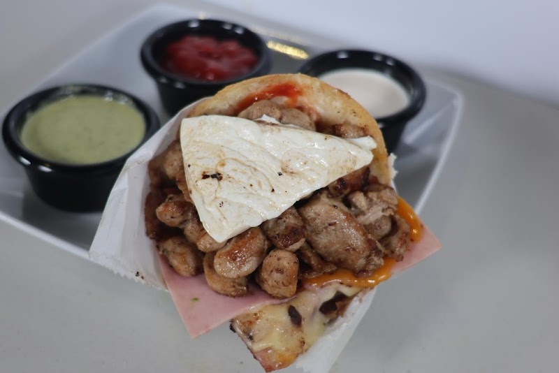 El Rey Comidas Venezolanas - photo 3