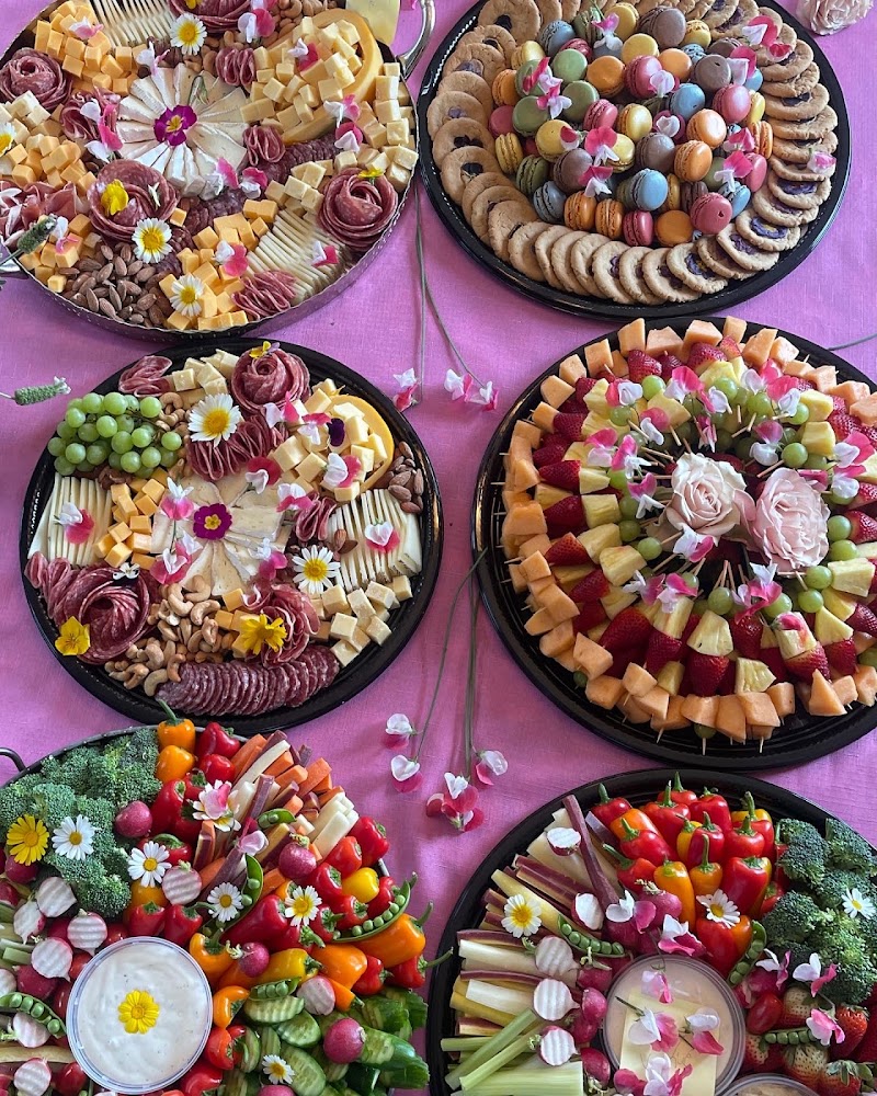 Supannee House Catering - photo 4