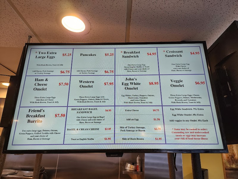 Friends Cafe - Southfield Town Center - photo 4