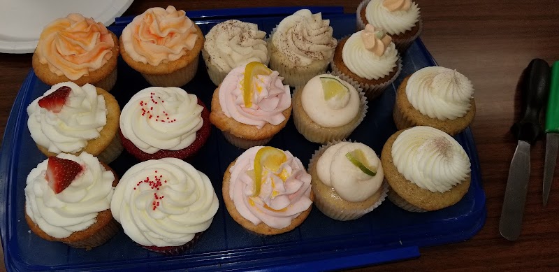 Fiorello Bakery & Deli - photo 3