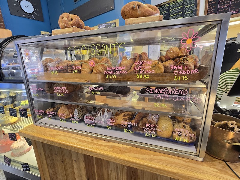 Otter Creek Bakery & Deli - photo 5