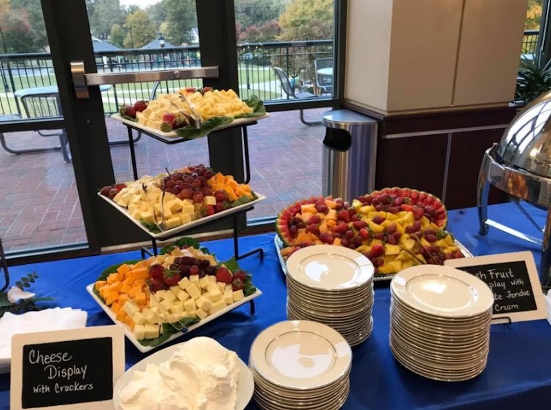 Laurenda's Family Restaurant & Catering - photo 3