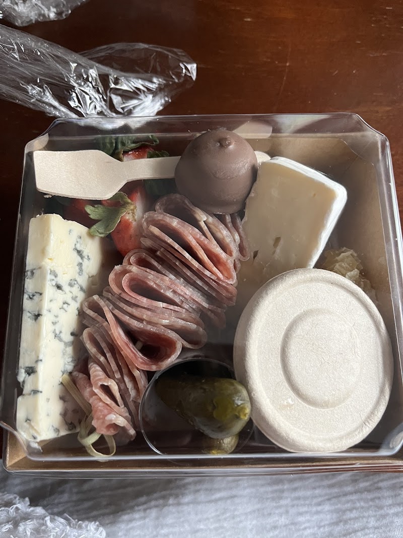 Fleur de Lis Cheese Shop - photo 2