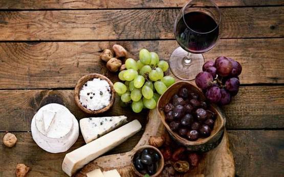 Fleur de Lis Cheese Shop - photo 4