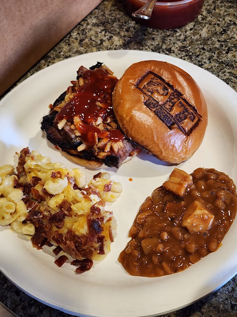 The Pit BBQ - photo 5