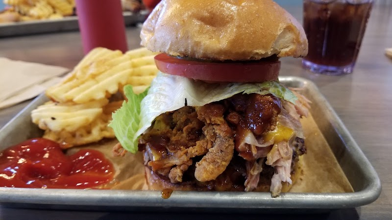 Pigs Eatin’ Ribs - photo 2