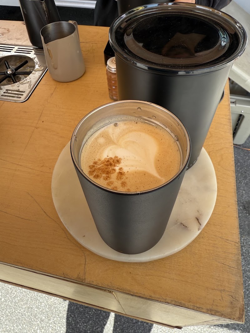 Tiny Café - photo 2