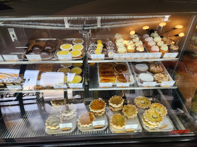 World Catering Bakery - photo 4