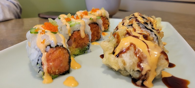 Lucky Sushi Cafe - photo 2